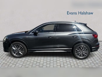 Used Audi Q3 2023 for sale - 78233823: Photo