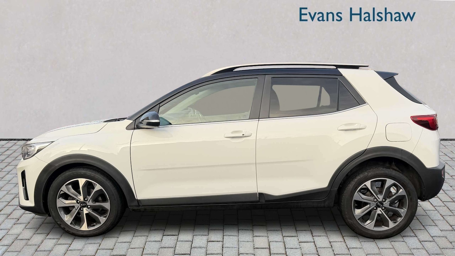 Used Kia Stonic 2019 for sale - 78060260: Photo 4