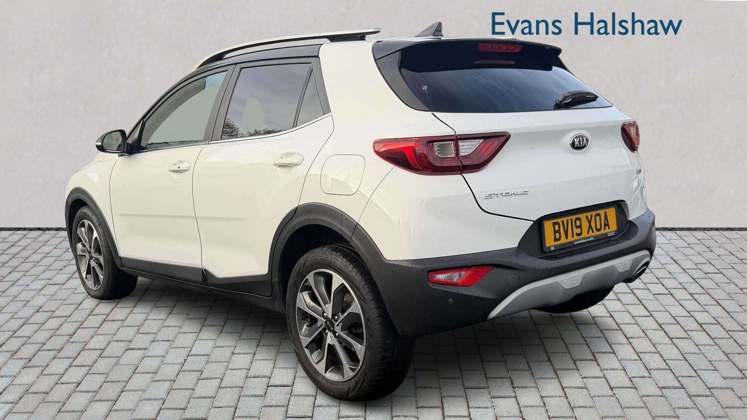 Used Kia Stonic 2019 for sale - 78060260: Photo 5