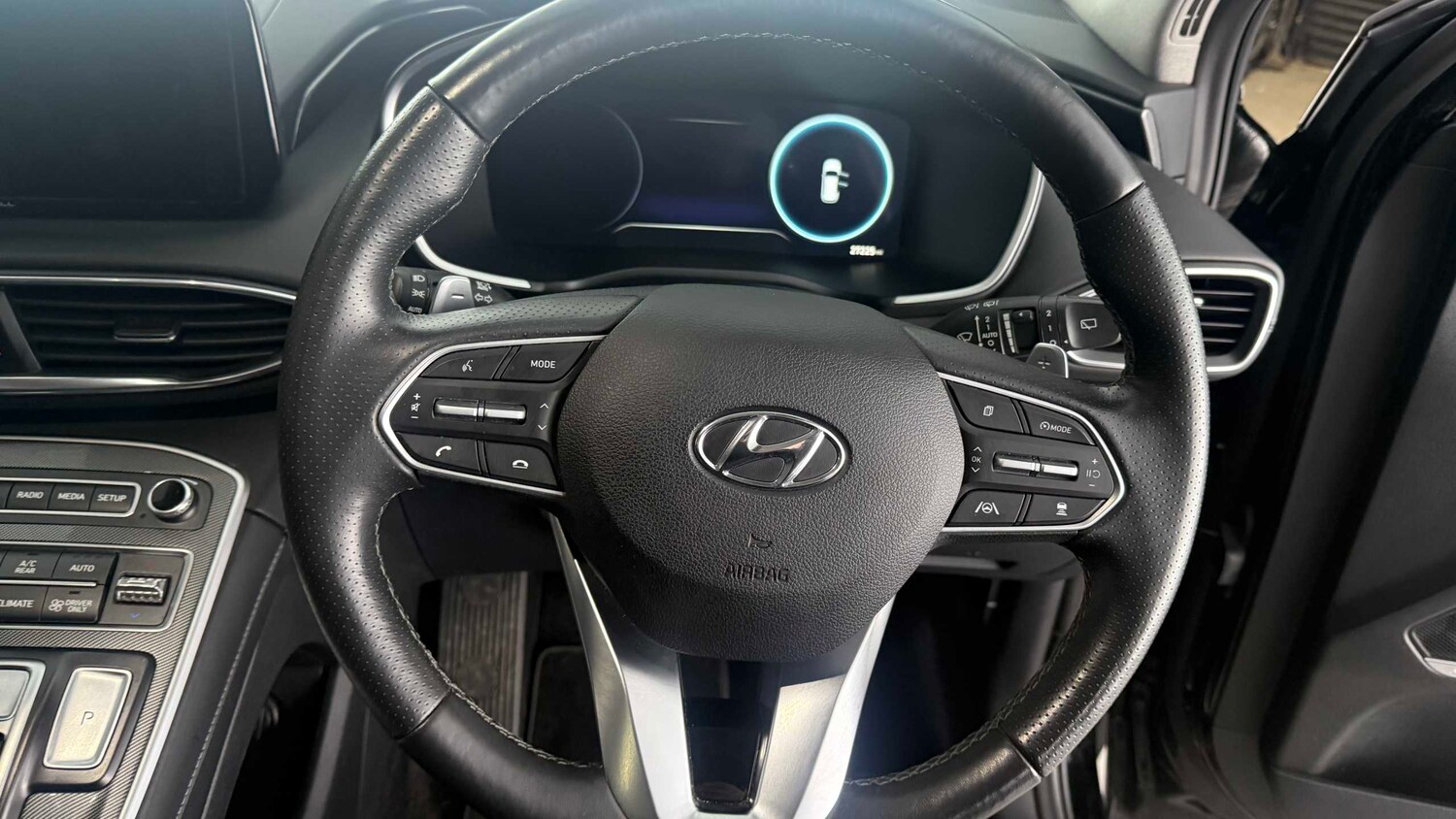 Used Hyundai Santa Fe 2023 for sale - 77856573: Photo 10