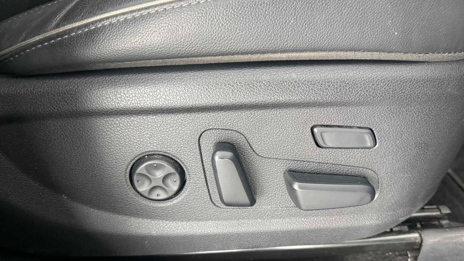 Used Hyundai Santa Fe 2023 for sale - 77856573: Photo 21