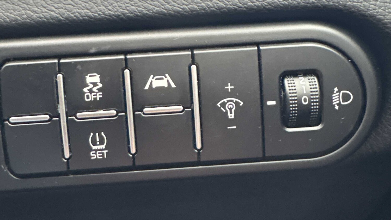 Used Kia XCeed for sale - 77861710: Photo 27