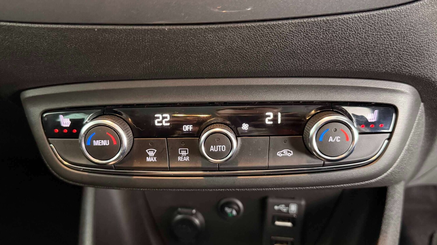 Used Vauxhall Crossland 2022 for sale - 77856360: Photo 16