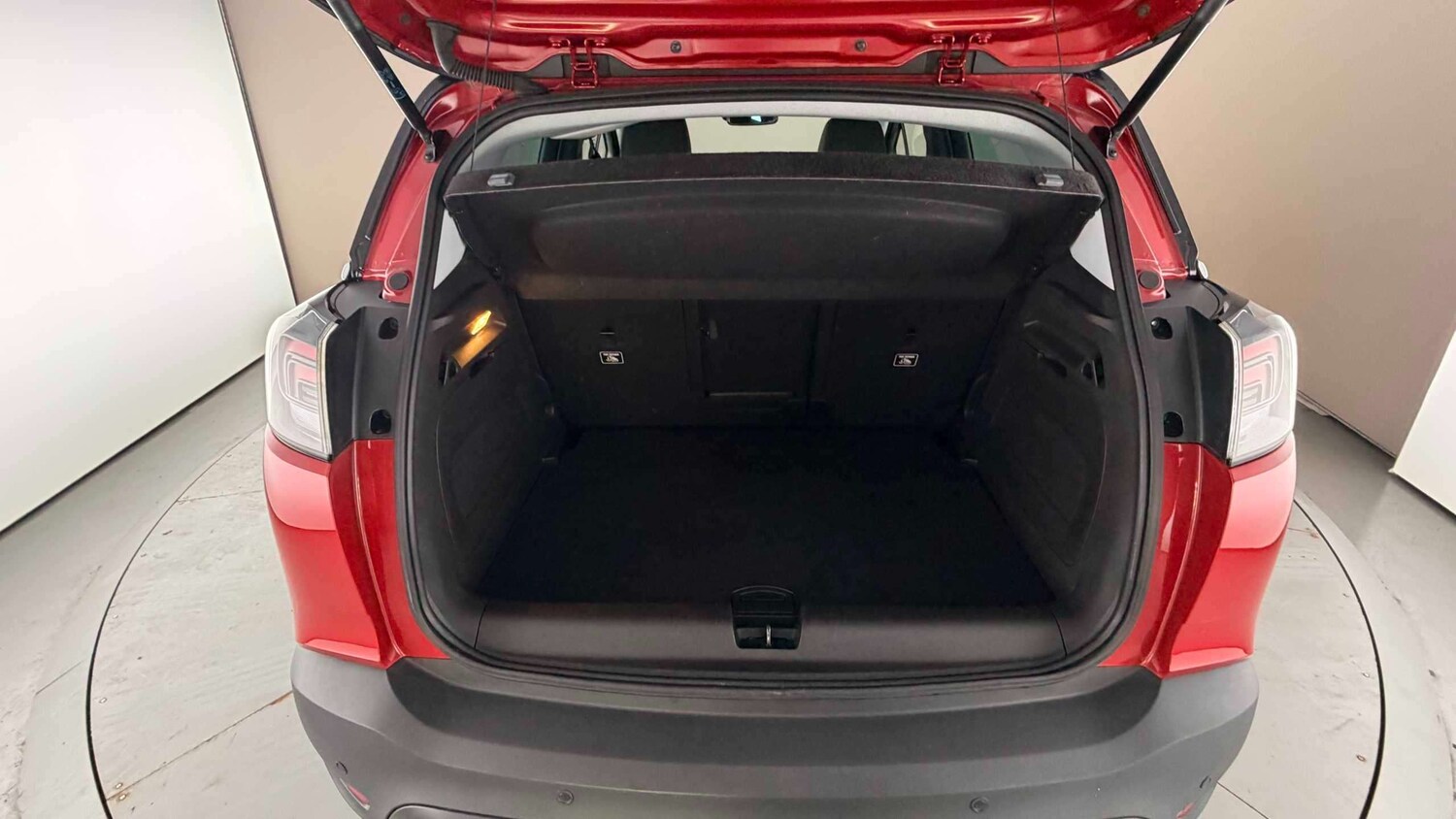 Used Vauxhall Crossland 2022 for sale - 77856360: Photo 25