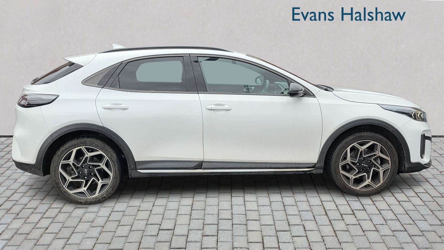 Used Kia XCeed 2024 for sale - 78060223: Photo 4