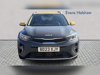 Used Kia Stonic 2023 for sale - 78407346: Photo