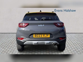 Used Kia Stonic 2023 for sale - 78407346: Photo