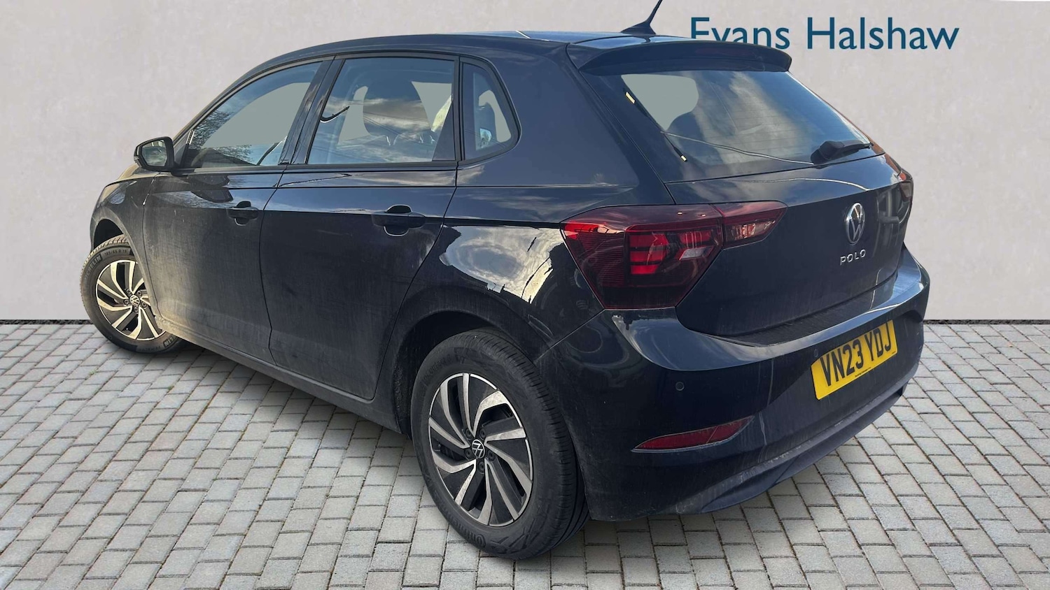 Used Volkswagen Polo 2023 for sale - 77894417: Photo 3