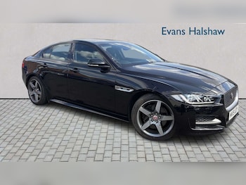 Used Jaguar XE 2019 for sale - 79282265: Photo