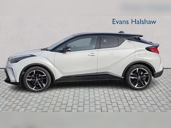 Used Toyota C-HR 2023 for sale - 77979540: Photo
