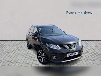 Used Nissan X-Trail 2017 for sale - 79535393: Photo