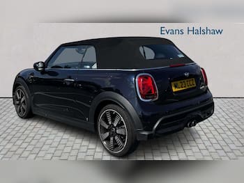 Used MINI Convertible 2023 for sale - 79797795: Photo