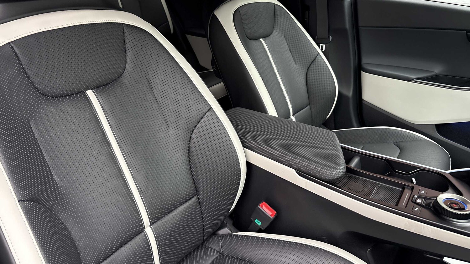 Used Kia EV6 for sale - 77860624: Photo 10