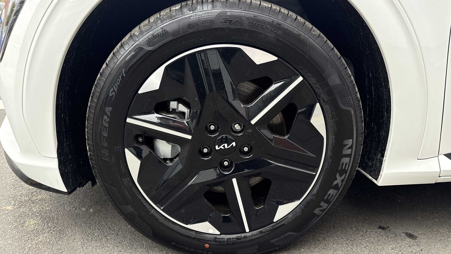 Used Kia EV6 for sale - 77860624: Photo 16