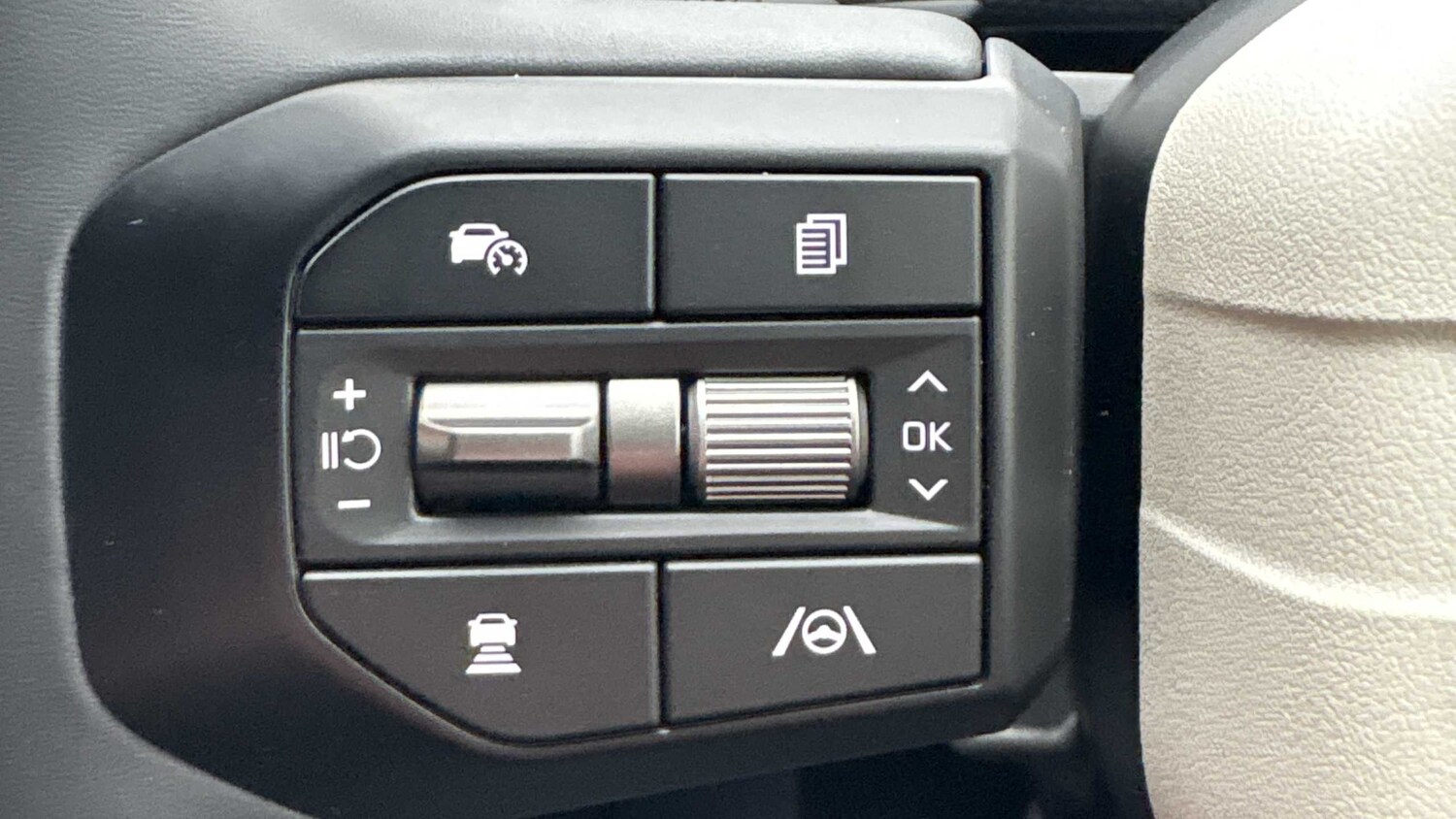 Used Kia EV6 for sale - 77860624: Photo 27