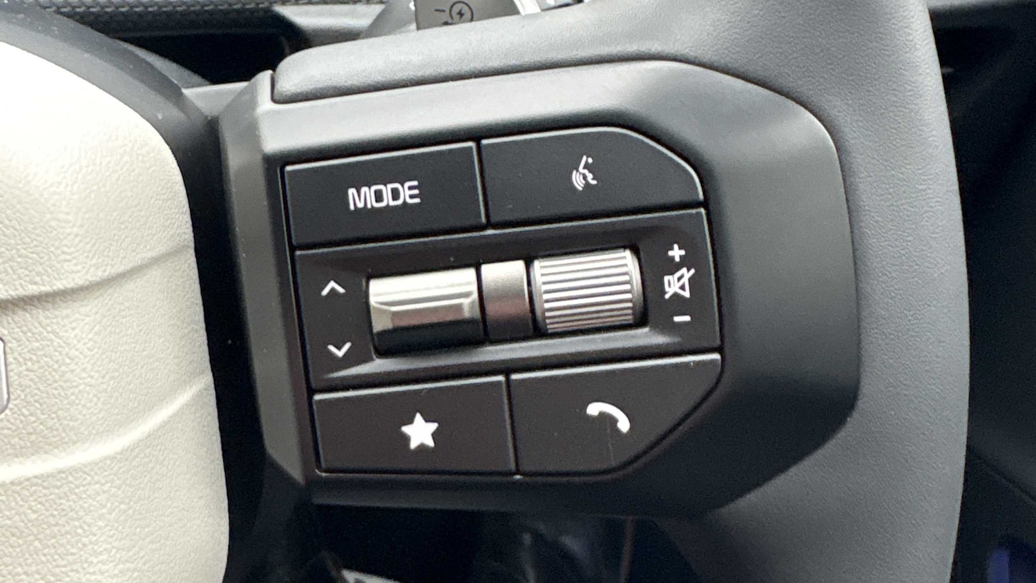 Used Kia EV6 for sale - 77860624: Photo 28