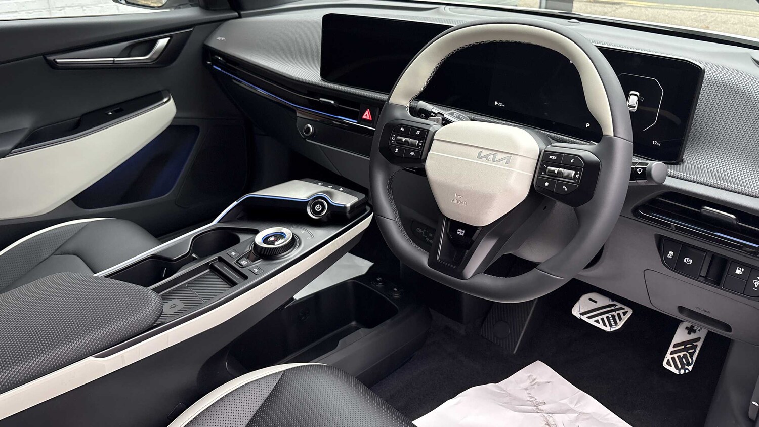 Used Kia EV6 for sale - 77860624: Photo 9