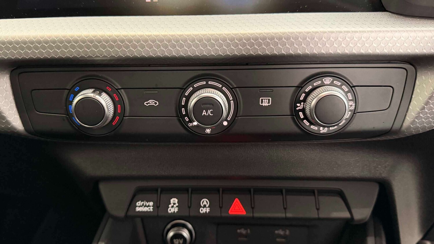 Used Audi A1 for sale - 77862140: Photo 14