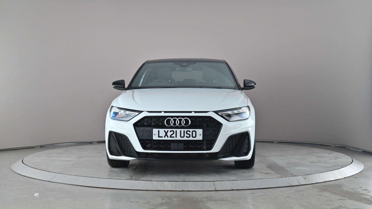 Used Audi A1 for sale - 77862140: Photo 2