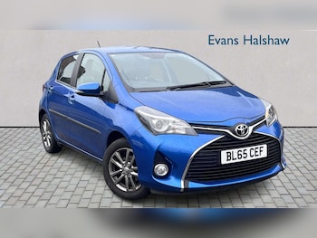 Used Toyota Yaris 2015 for sale - 78967539: Photo