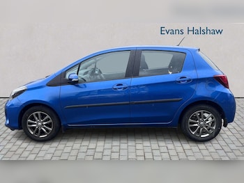 Used Toyota Yaris 2015 for sale - 78967539: Photo