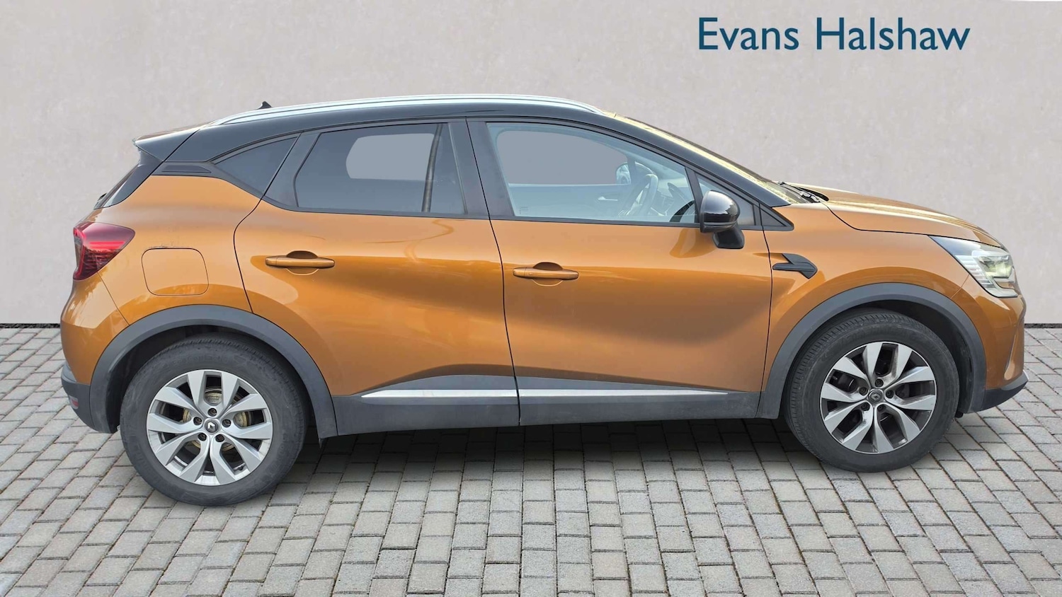 Used Renault Captur for sale - 78104625: Photo 6