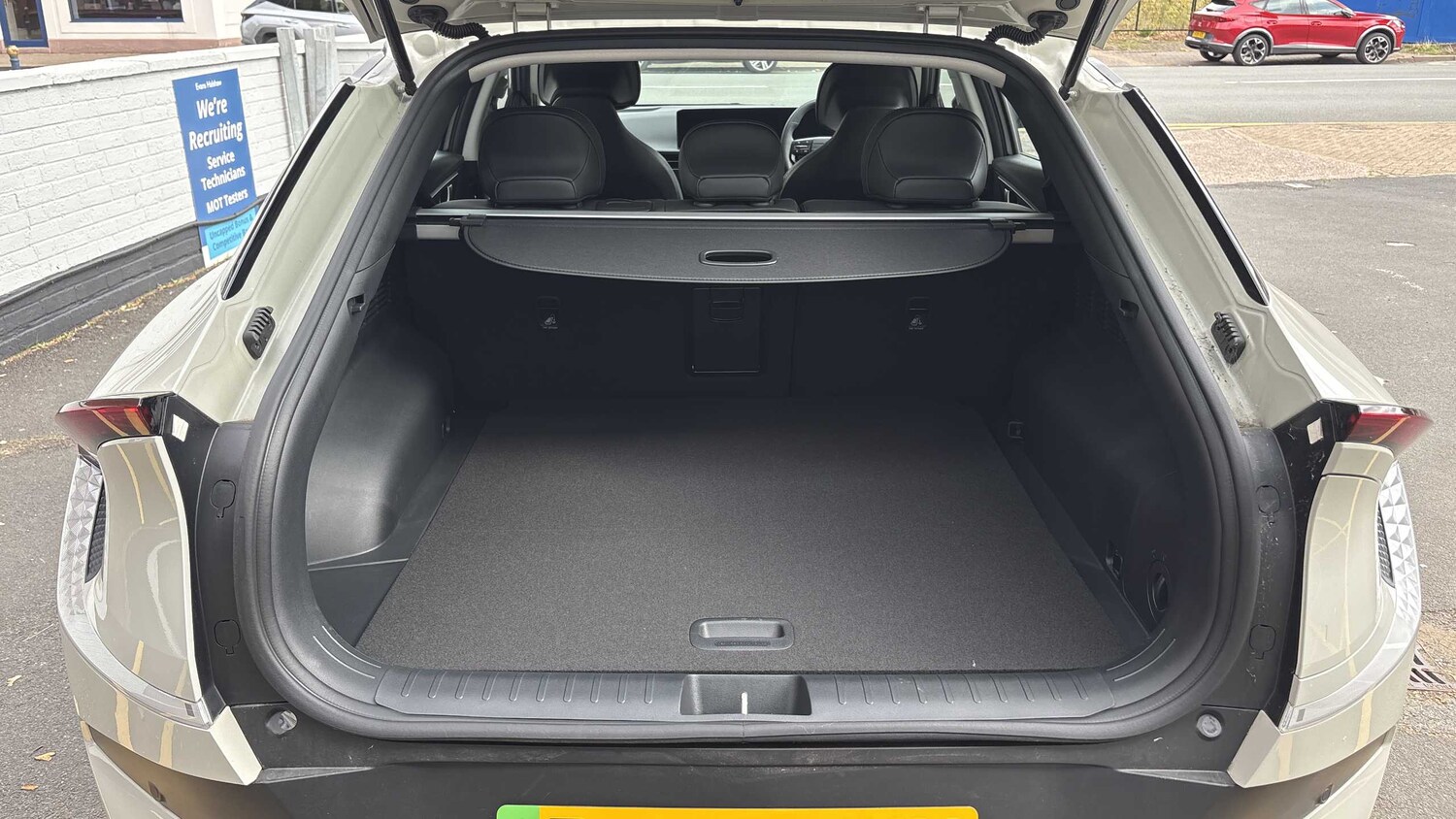 Used Kia EV6 for sale - 77862600: Photo 13