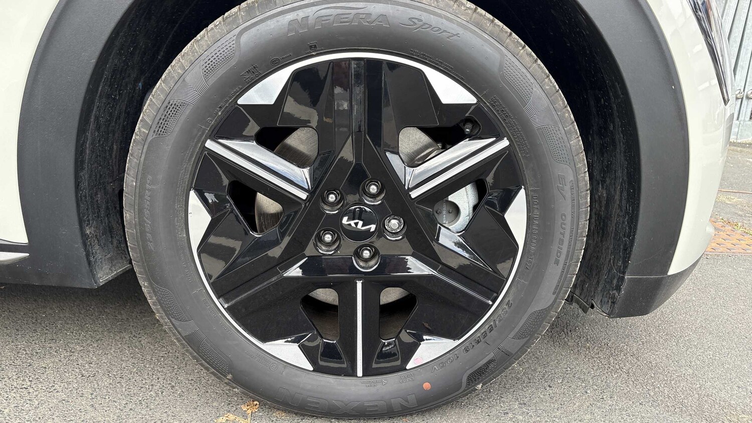 Used Kia EV6 for sale - 77862600: Photo 19