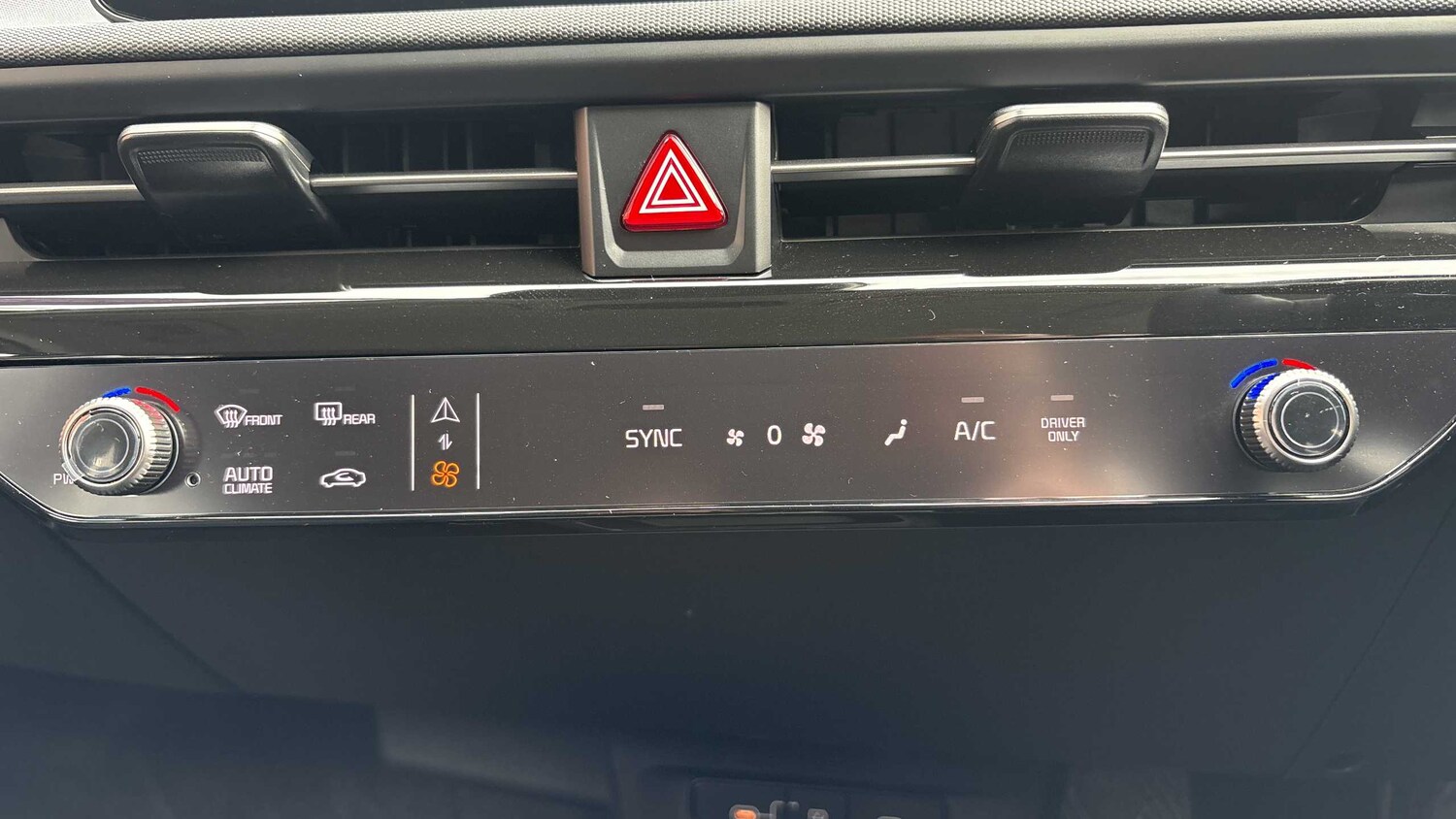 Used Kia EV6 for sale - 77862600: Photo 23