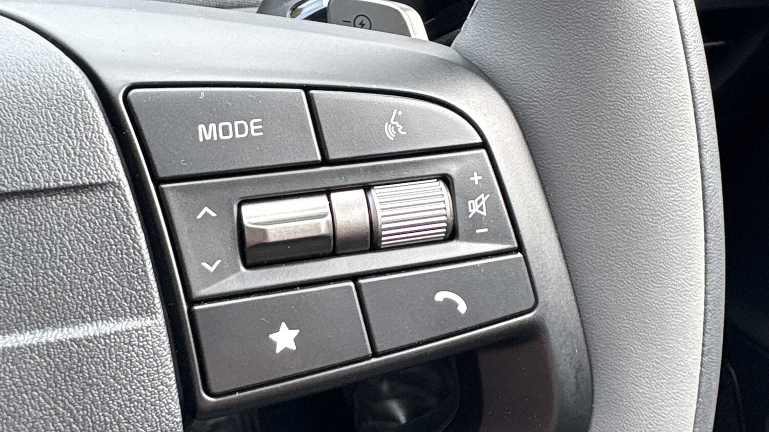 Used Kia EV6 for sale - 77862600: Photo 29