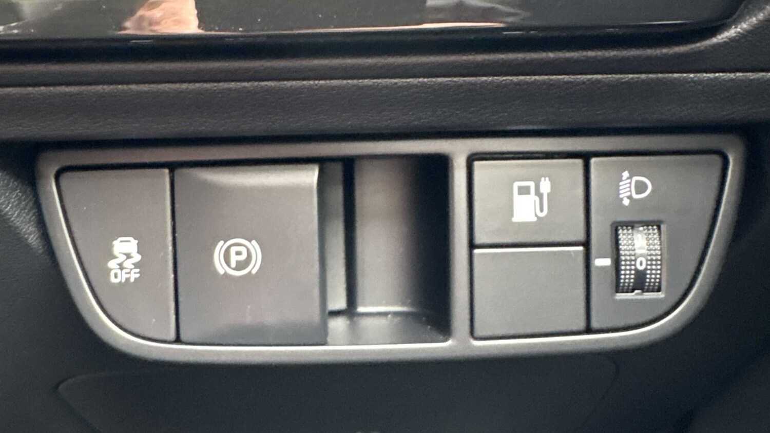 Used Kia EV6 for sale - 77862600: Photo 30