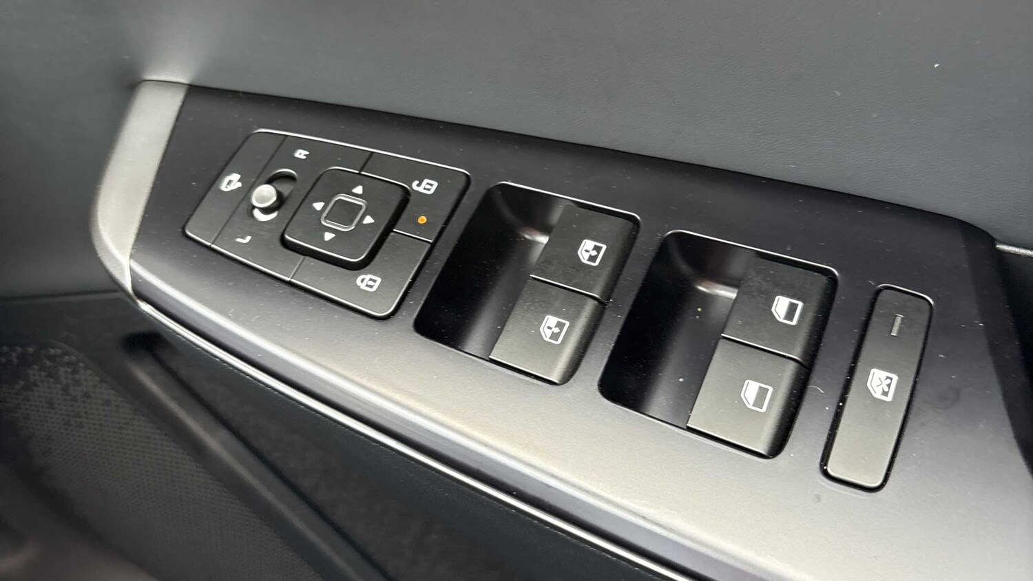 Used Kia EV6 for sale - 77862600: Photo 31