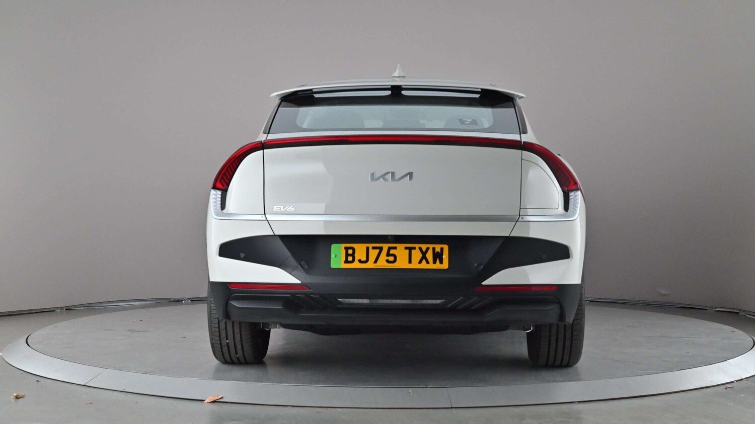 Used Kia EV6 for sale - 77862600: Photo 6