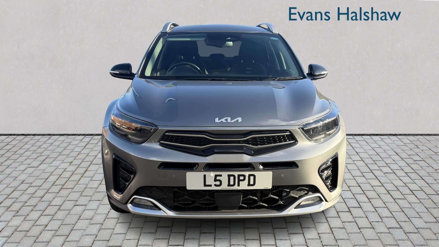 Used Kia Stonic 2024 for sale - 78104752: Photo 3