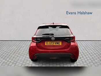 Used Toyota Yaris 2023 for sale - 77862579: Photo