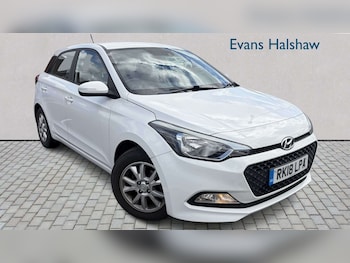 Used Hyundai i20 2018 for sale - 79051766: Photo