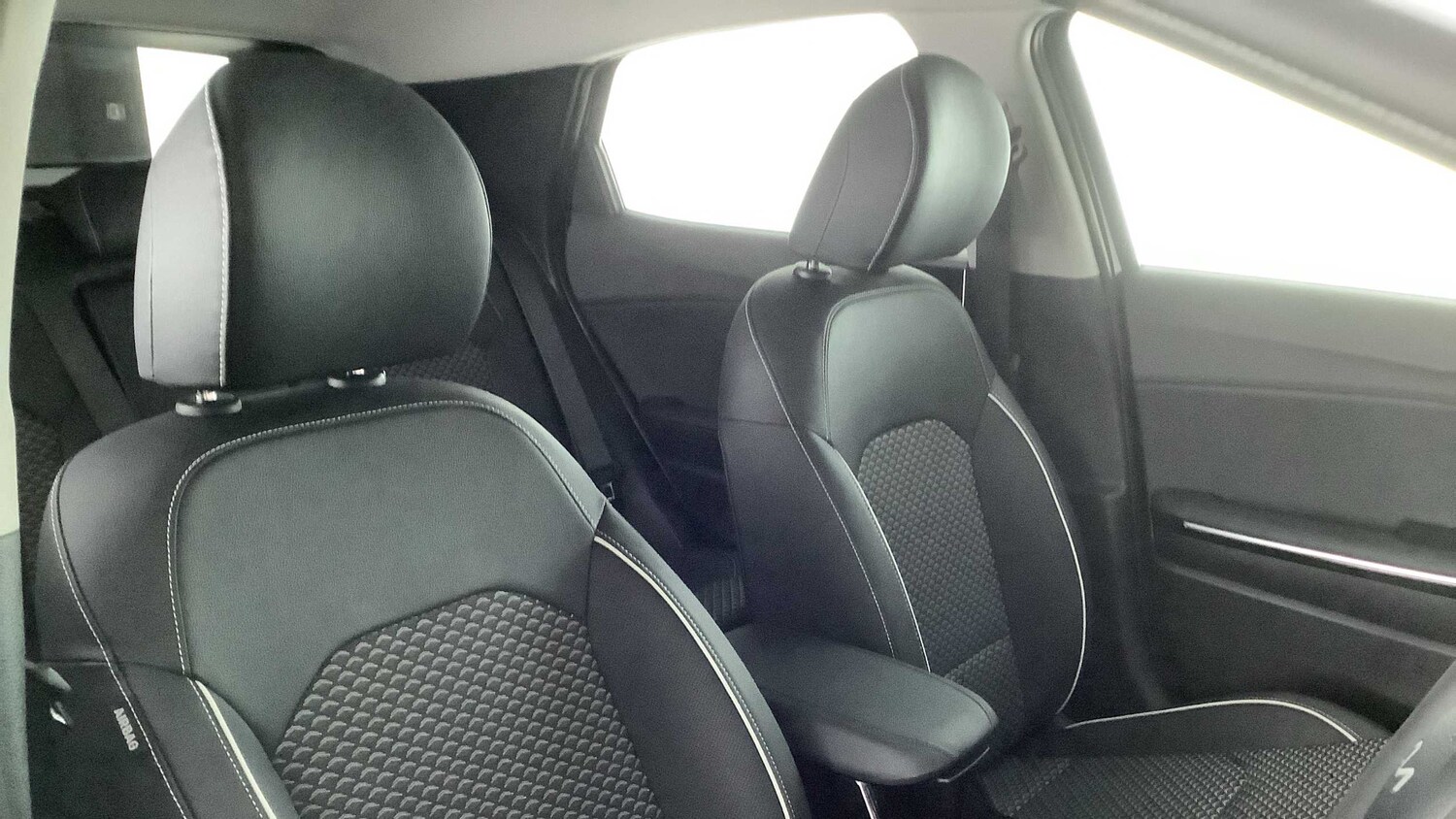 Used Kia XCeed for sale - 77860954: Photo 10