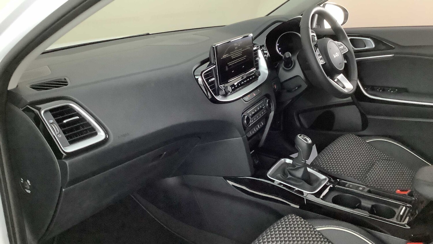 Used Kia XCeed for sale - 77860954: Photo 15