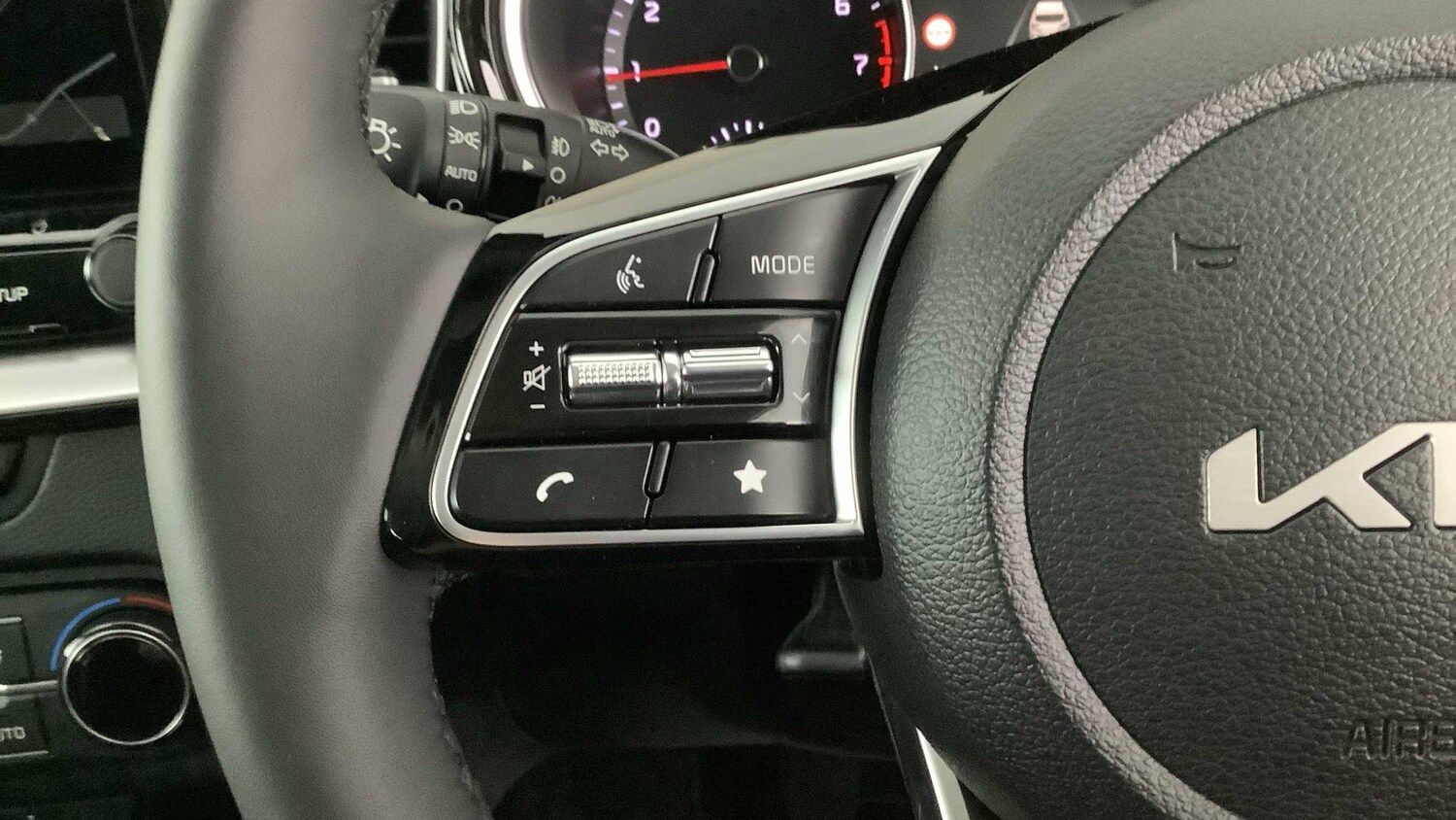 Used Kia XCeed for sale - 77860954: Photo 23