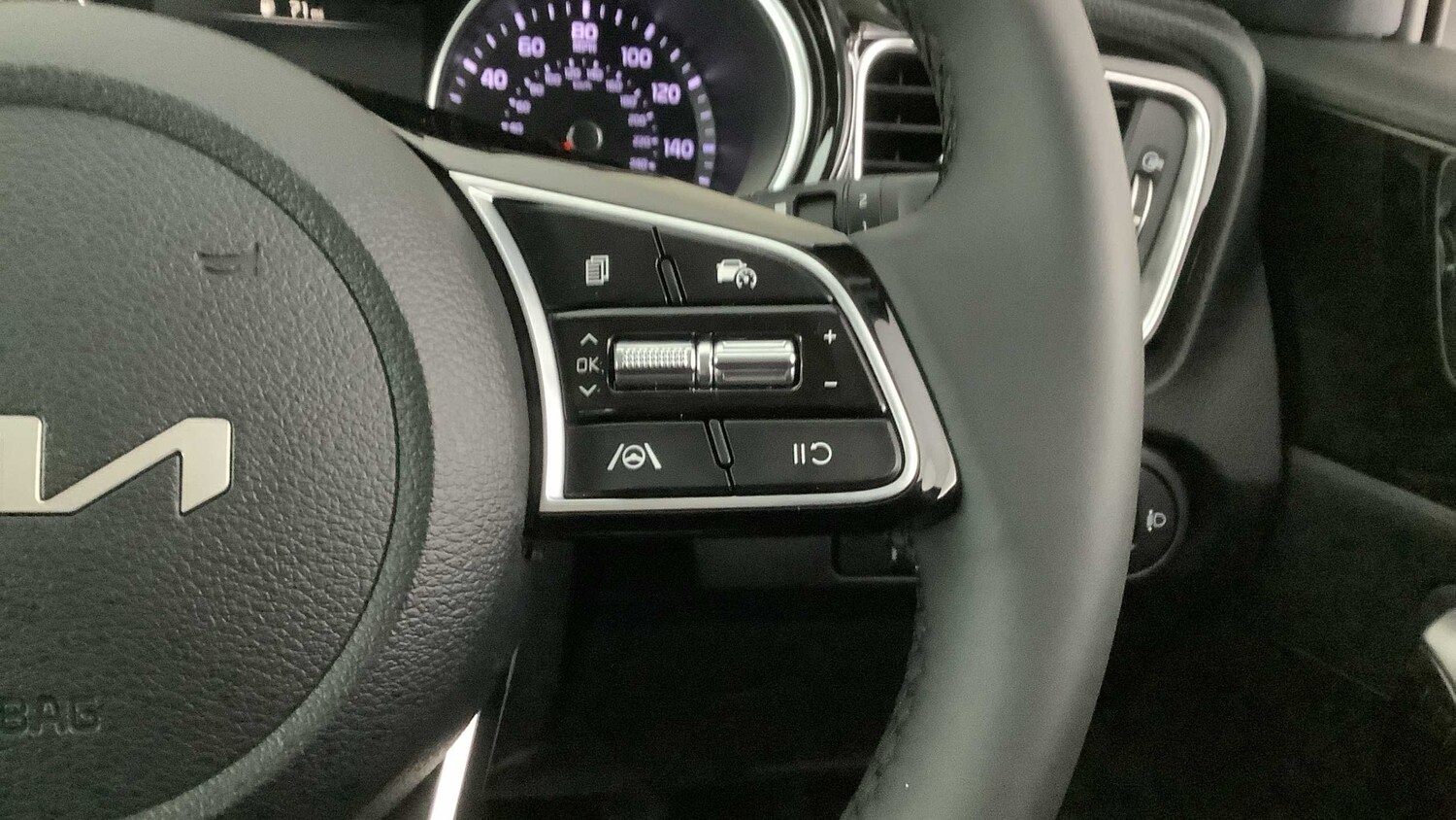 Used Kia XCeed for sale - 77860954: Photo 24