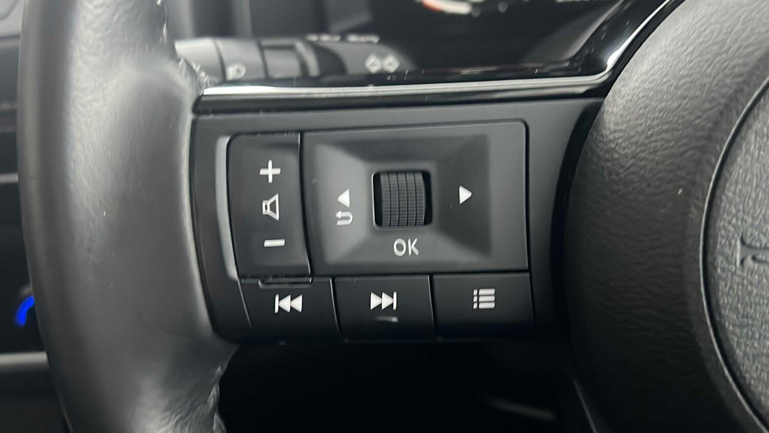 Used Nissan X-Trail for sale - 78216456: Photo 12