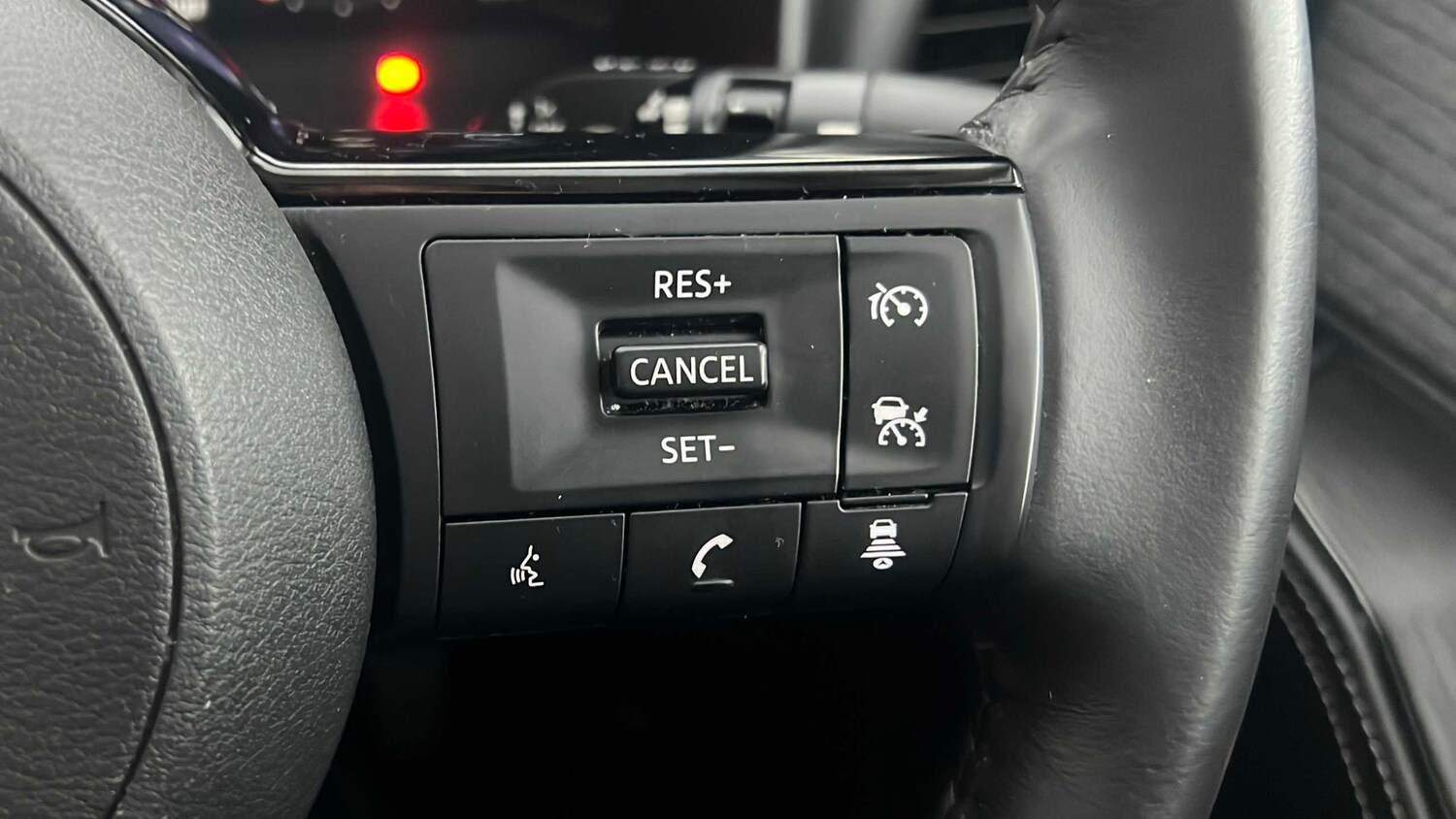 Used Nissan X-Trail for sale - 78216456: Photo 13