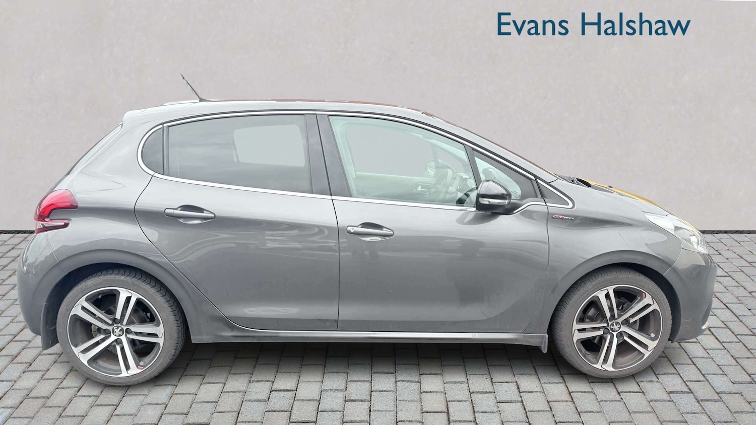 Used Peugeot 208 2018 for sale - 78089972: Photo 3