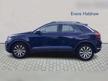 Used Volkswagen T-Roc 2018 for sale - 79624614: Photo