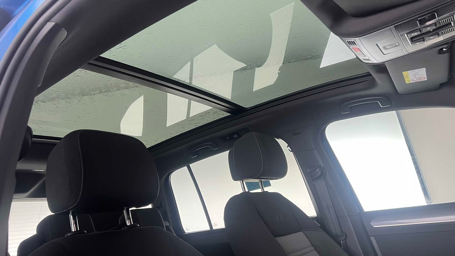 Used Volkswagen Touran for sale - 77862611: Photo 20