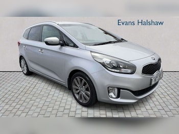 Used Kia Carens 2016 for sale - 78937219: Photo