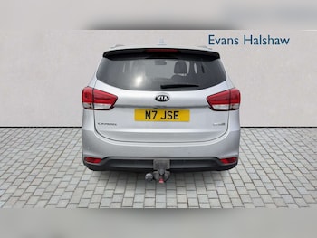 Used Kia Carens 2016 for sale - 78937219: Photo