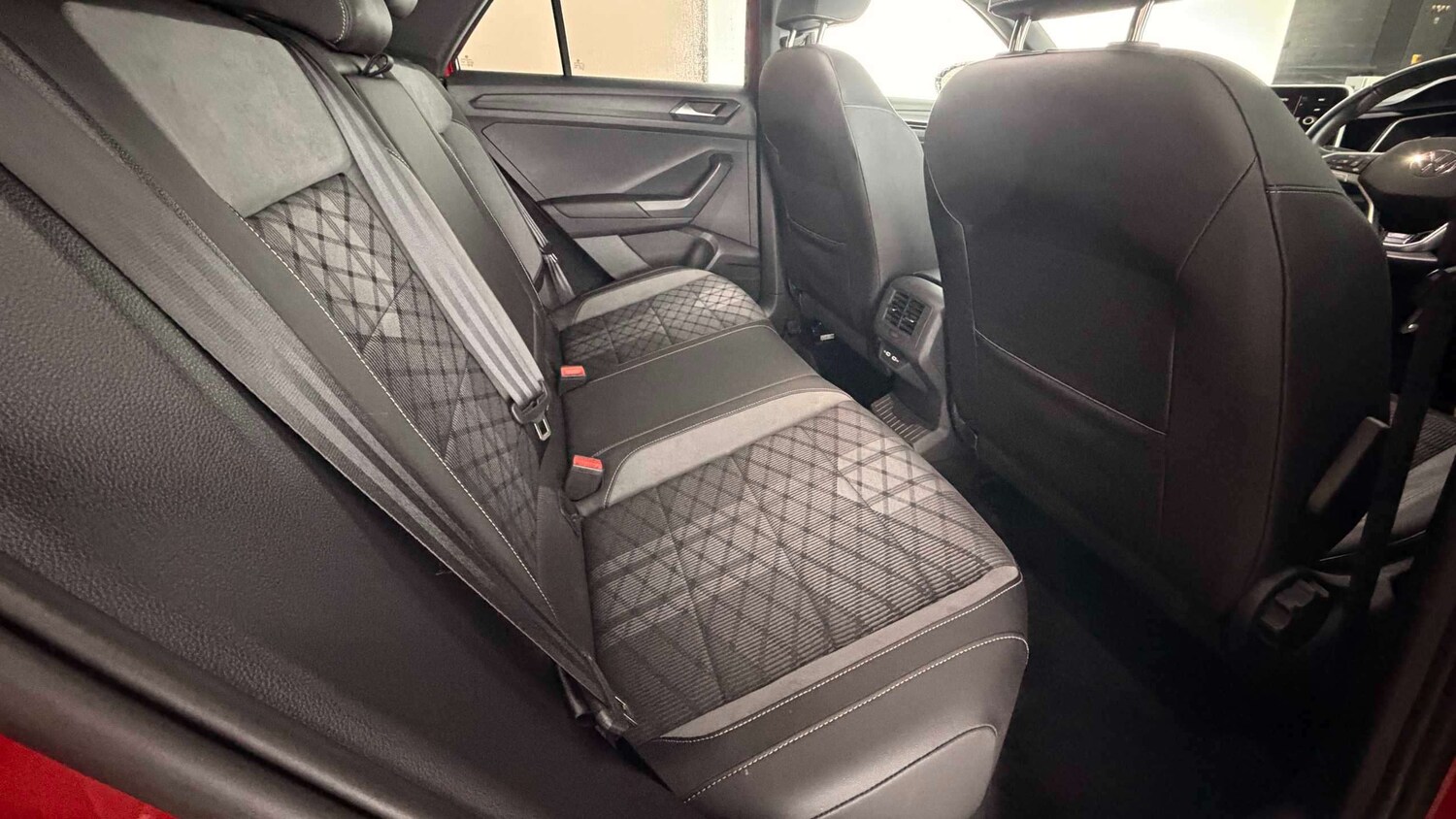 Used Volkswagen T-Roc for sale - 77860143: Photo 17