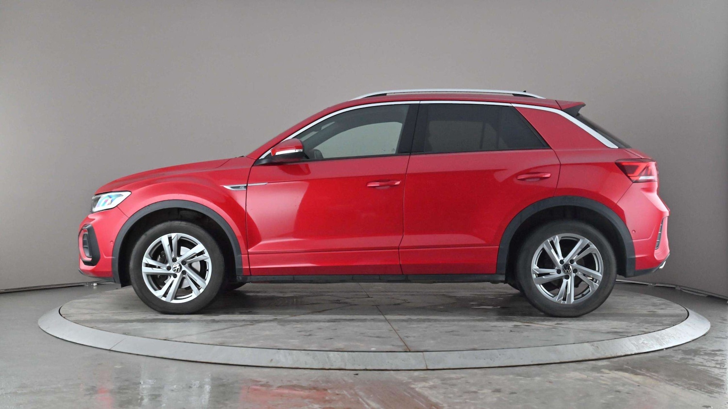 Used Volkswagen T-Roc for sale - 77860143: Photo 4