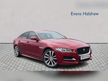 Used Jaguar XE 2017 for sale - 78651017: Photo